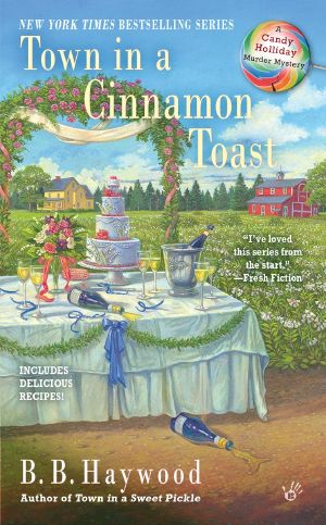 [A Candy Holliday Mystery 07] • Town in a Cinnamon Toast